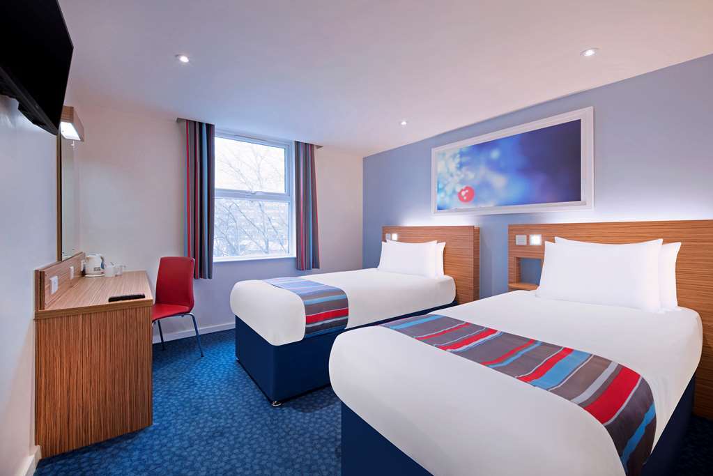 Travelodge York Hull Road Oda fotoğraf